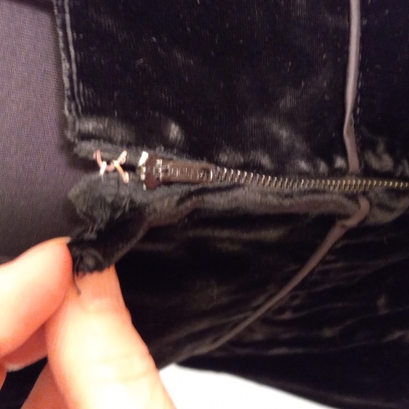 Black Velvet Gown 7 Vintage Rhinestone Bow Accents Maxi Hostess Hand Made - Picture 12 of 14